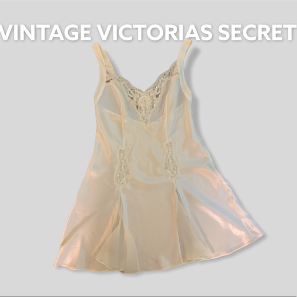Victoria's Secret Other - VINTAGE VICTORIAS SECRET chemise
